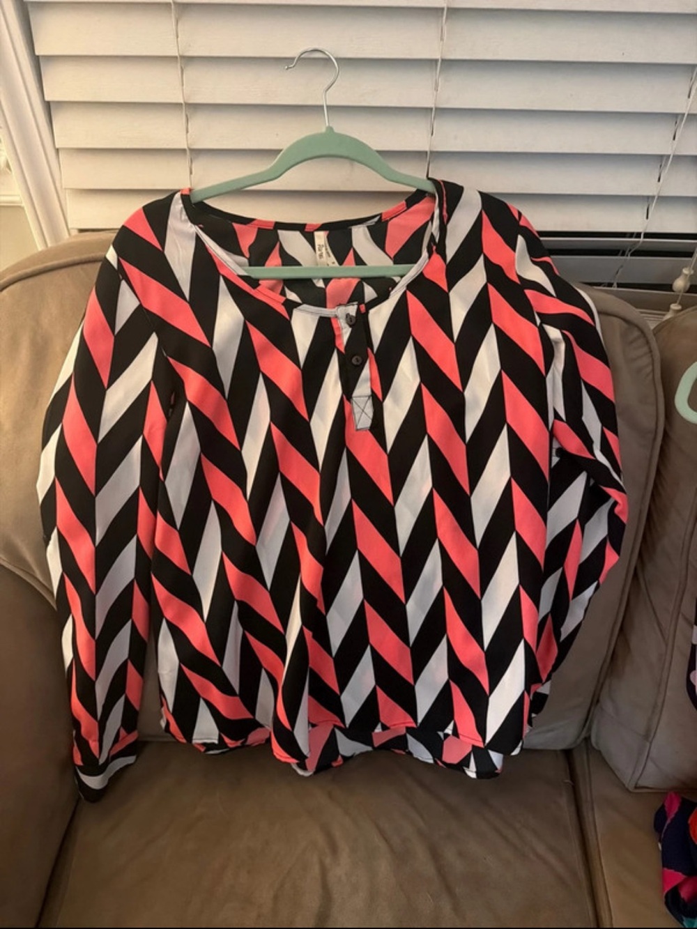 Womens Chevron-Print Button Henley Top in Coral, Black & White